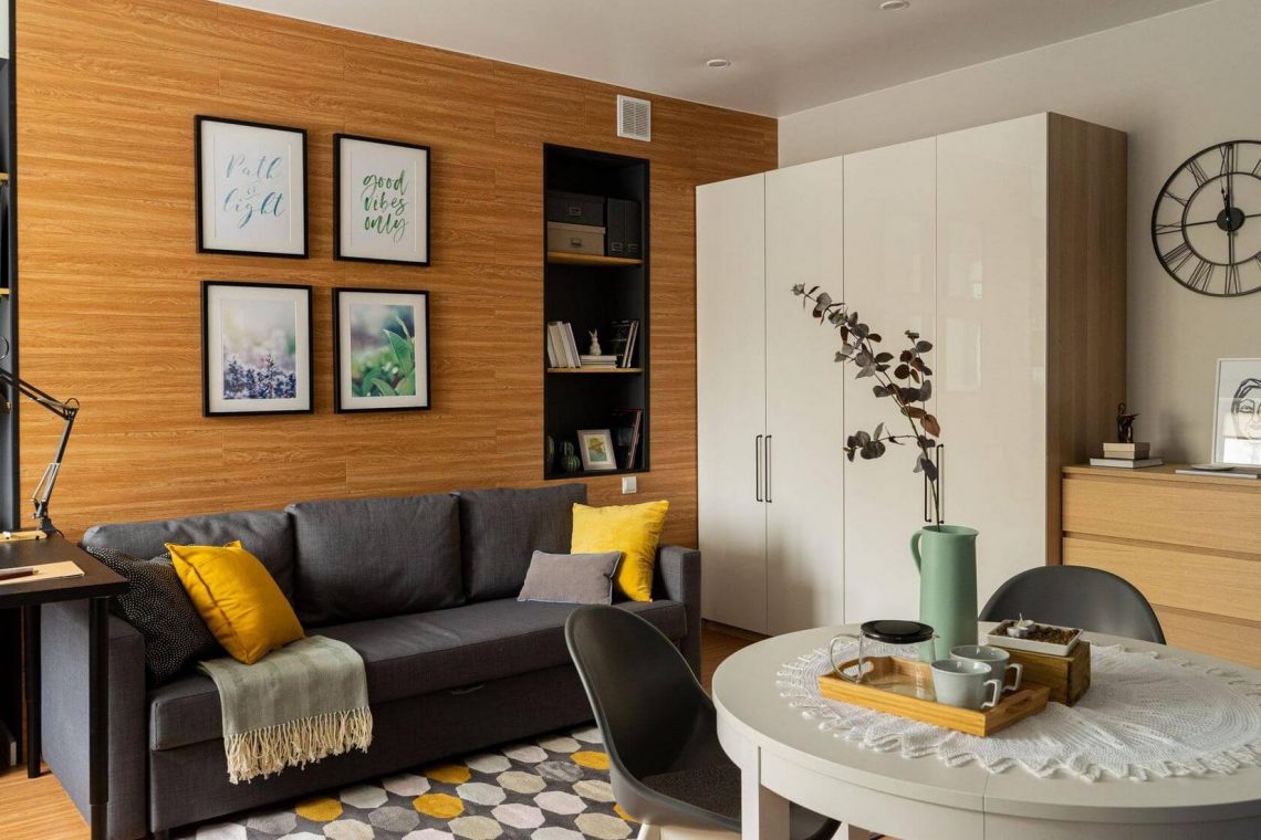 Elhanyagolt kis 30m2-es lakásból lett stílusos, egyszobás otthon a teljes felújítás után