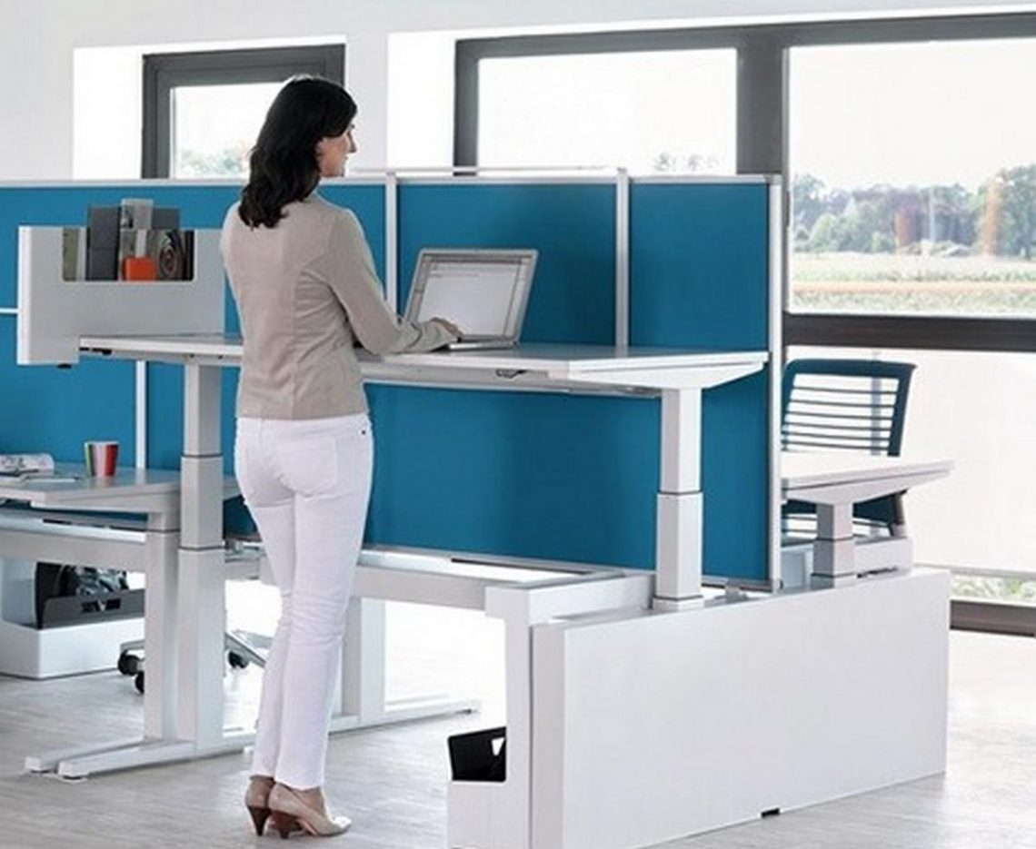 állítható magasságú asztal