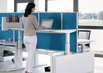 állítható magasságú asztal