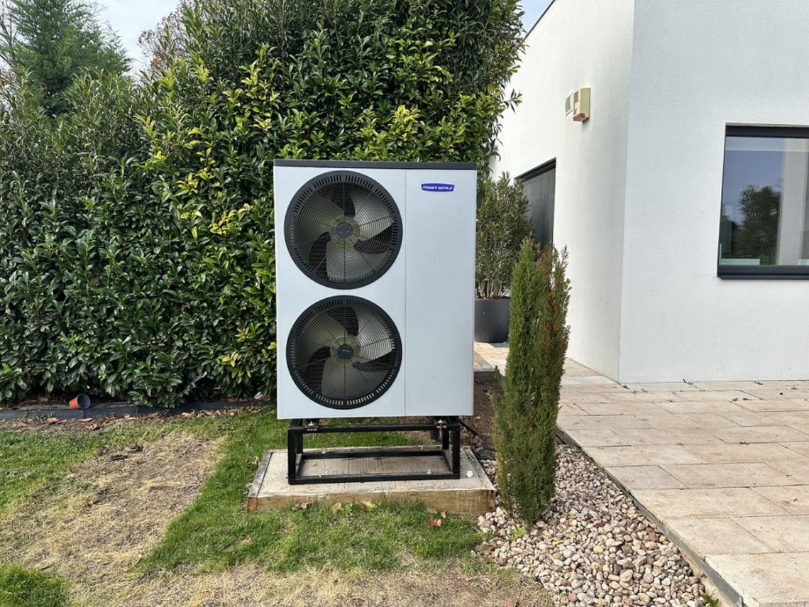 A jövő a megújuló energiáé és a fenntartható, modern otthonoké!