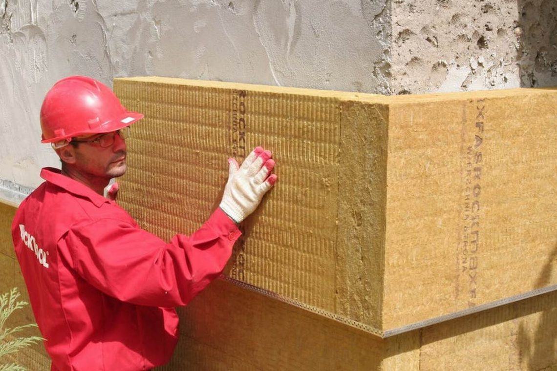 Hatékony homlokzati hőszigetelés: kőzetgyapot, mint az ideális szigetelőanyag