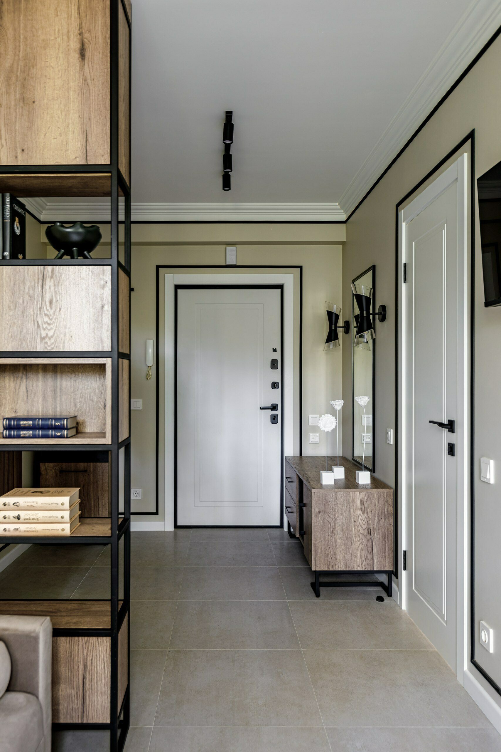 Egyetemista lánynak berendezett 46m2-es lakás - lerobbant állapotból stílusos, jól átgondolt terek