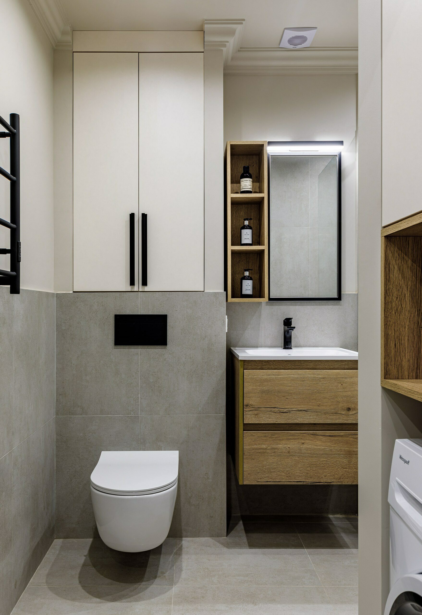 Egyetemista lánynak berendezett 46m2-es lakás - lerobbant állapotból stílusos, jól átgondolt terek