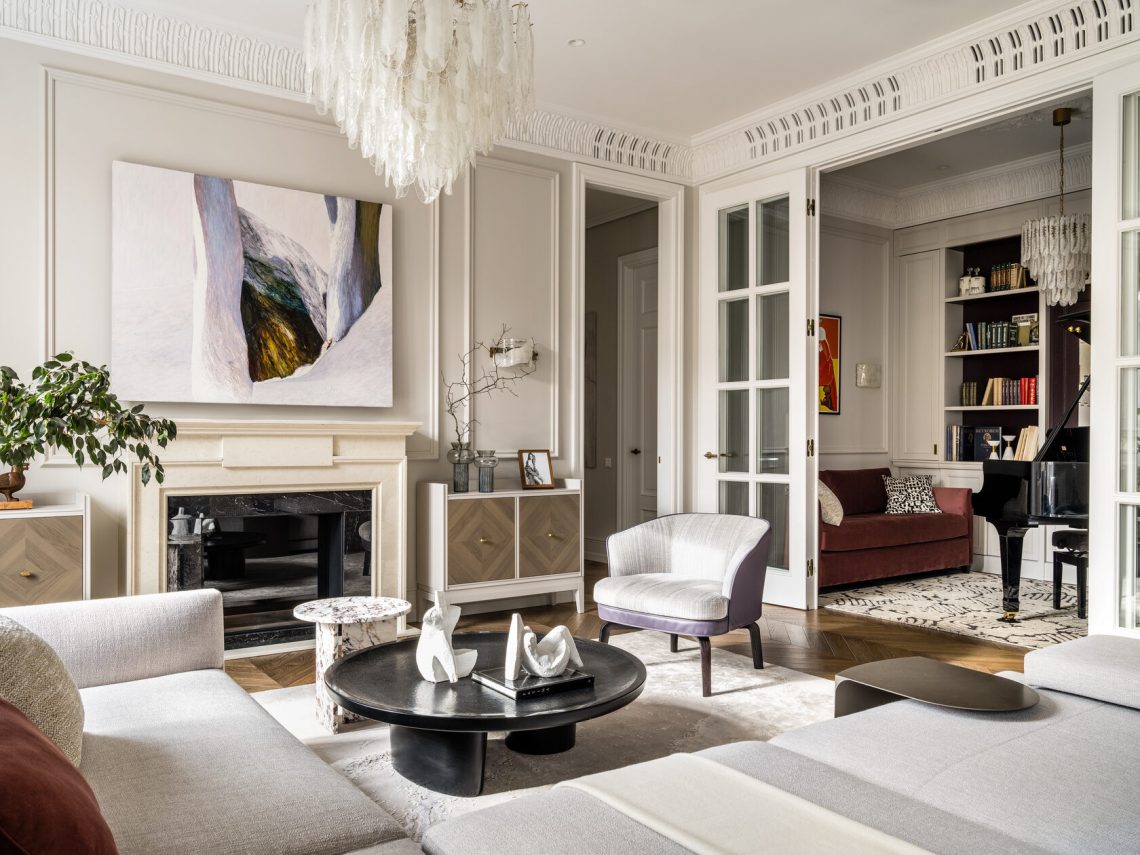 Elegáns nagypolgári lakás, zenész család különleges otthona 163m2-en