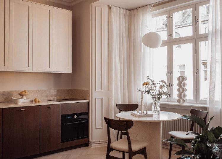 Lágy bézsbe öltöztetett lakás, skandináv chic lakberendezési stílus 47m2-en