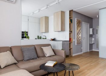 Szekrények mint modern műtárgyak - házaspár 50m2-es, kényelmes otthona