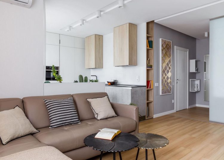 Szekrények mint modern műtárgyak - házaspár 50m2-es, kényelmes otthona