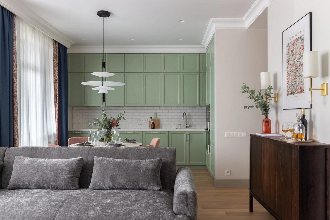 Szülei otthonát tervezte át a lakberendező stílusos és ízléses részletekkel, 61m2