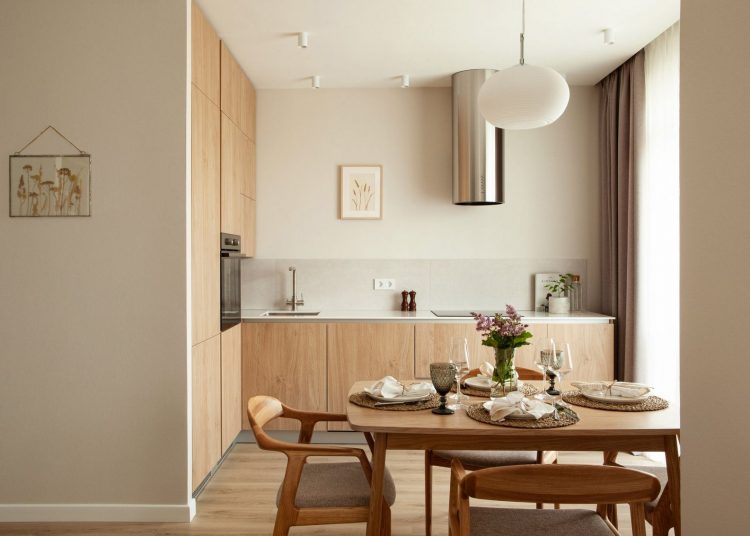 Gyerekszoba is kellett a kétszobás lakásban, teljesen átalakították az elosztást 64m2-en