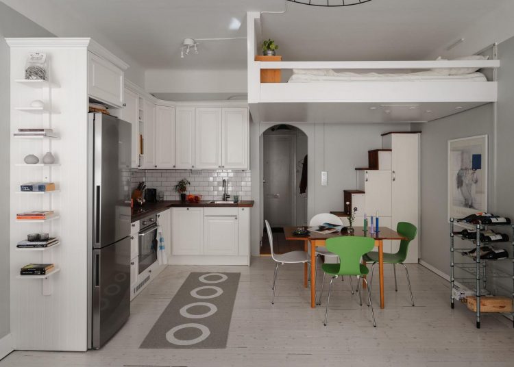 Kis lakás nagy térrel - társasági élethez hangolt nyitott elrendezés és fekvőgaléria 32m2-en