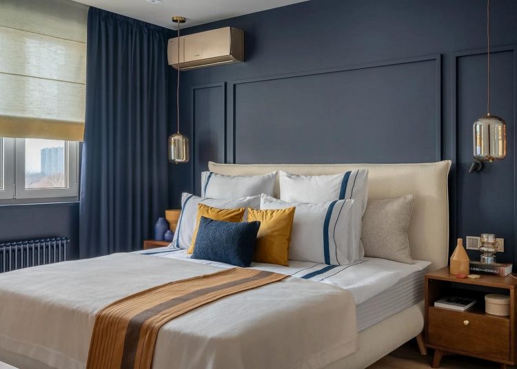 Orvostanhallgató pár szépen és költséghatékonyan felújított panellakása, 77m2