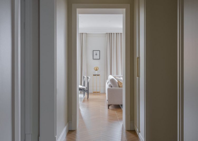 9 ötlet és megoldás keskeny előszoba és folyosó tágítására; design tippek