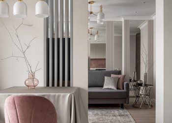 Édesanyjának rendezte be a férfi lágy pasztell színekkel a kétszobás lakást