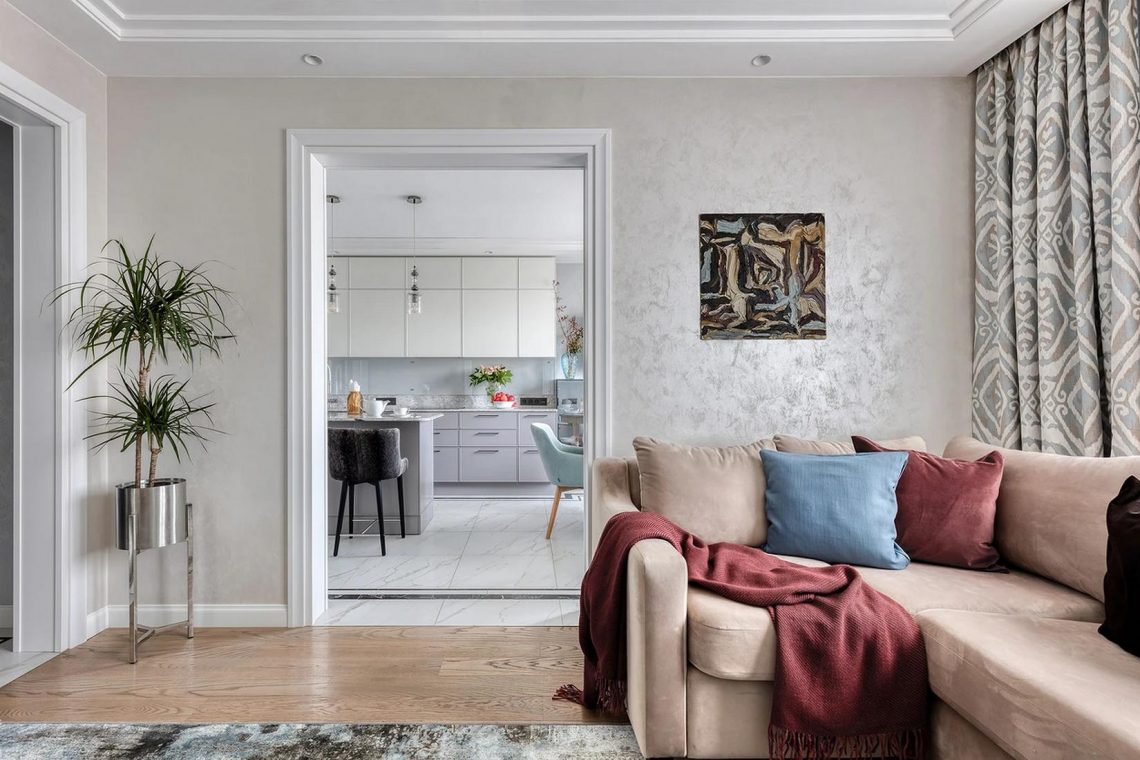 Lánygyermekes család kényelmes otthona társasági élethez hangolva