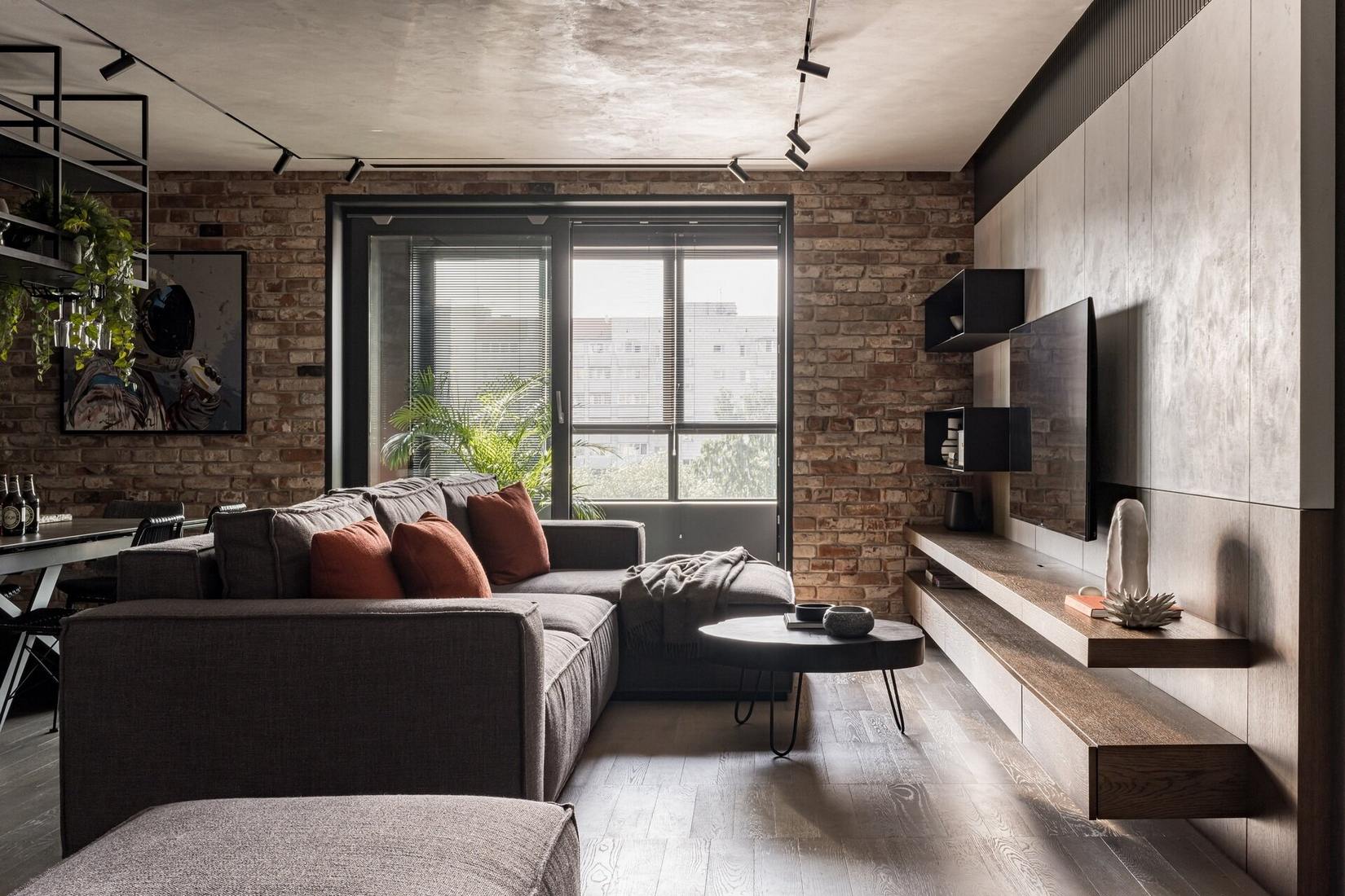 Családi otthon loft, modern és színes elemekkel berendezve, két gyerekszobával Családi otthon loft, modern és színes elemekkel berendezve, két gyerekszobával