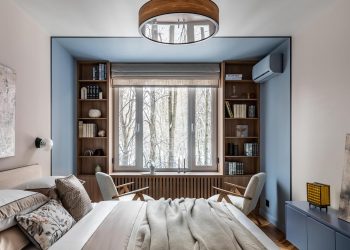 Hogyan lett kellemes színekkel egyedi az egyszobás lakás berendezése