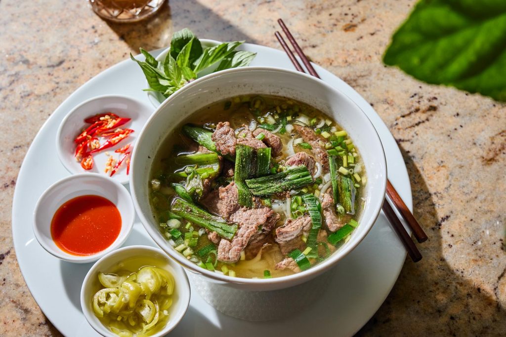 Phở bò (phở marhahússal) - Vietnám kreatív életesszenciája