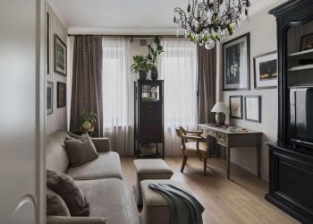 Vidéki otthon meghitt hangulatú, régi időket idéző berendezéssel