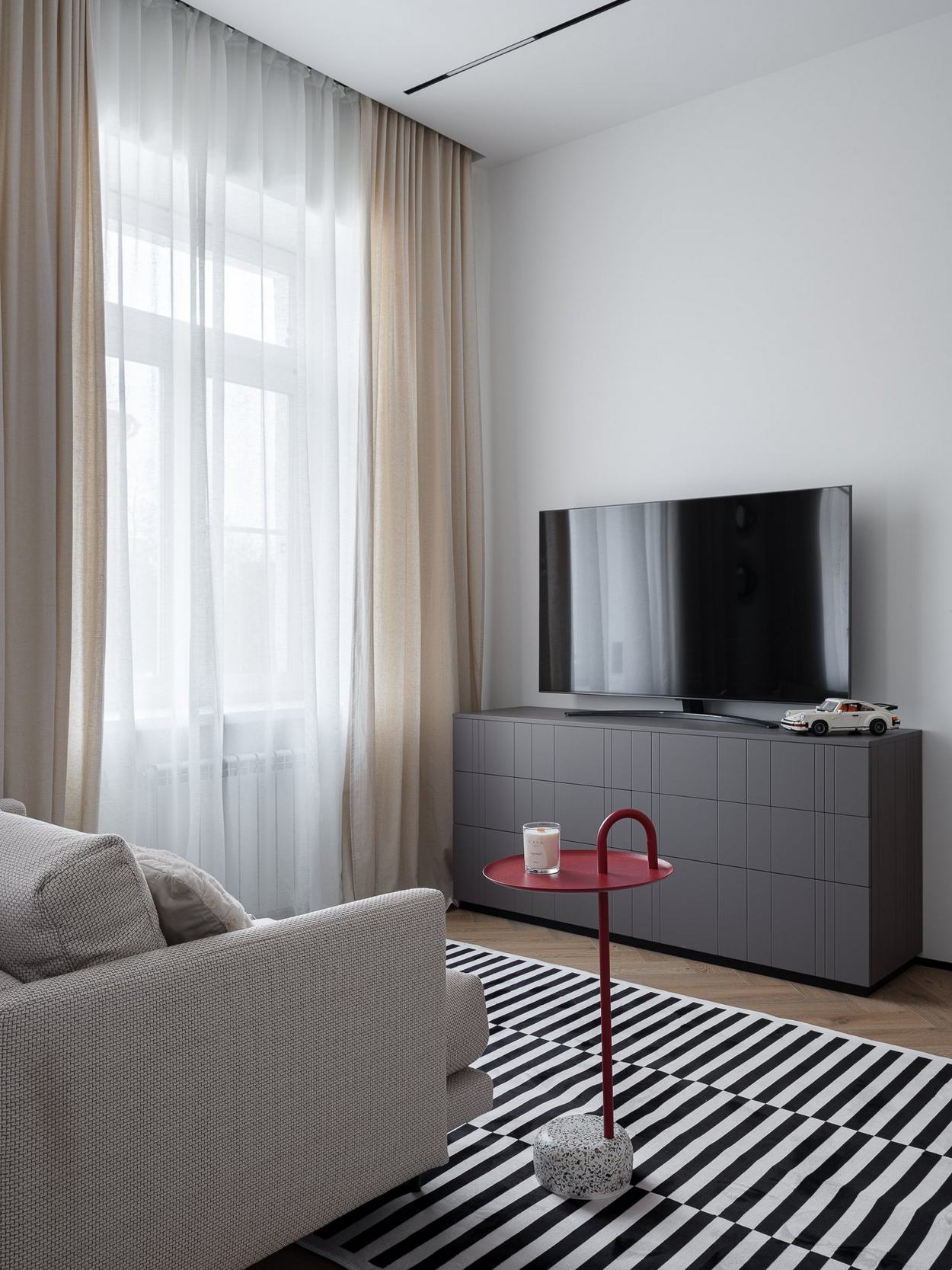 A modern minimalista stílus kis lakásban is jól mutat A modern minimalista stílus kis lakásban is jól mutat