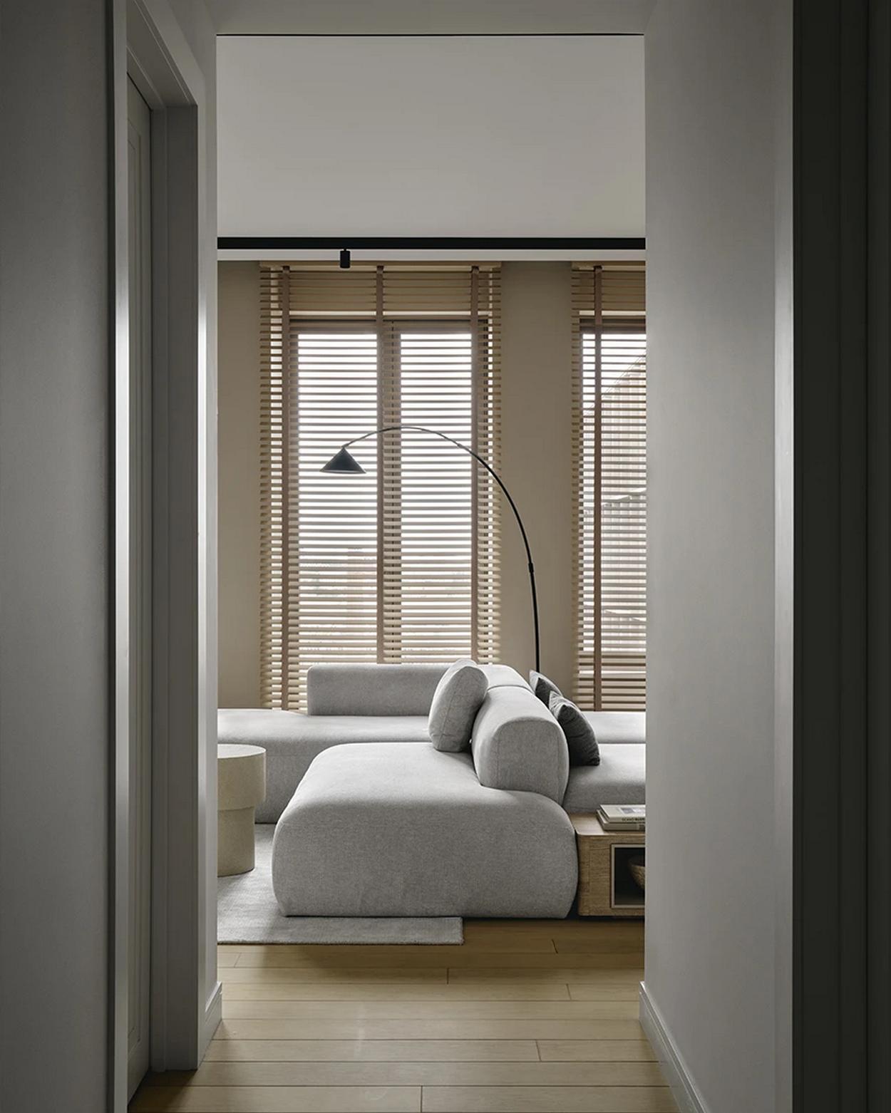 Fa reluxa, Japandi stílus: praktikum és kényelem ötfős család otthonában Fa reluxa, Japandi stílus: praktikum és kényelem ötfős család otthonában