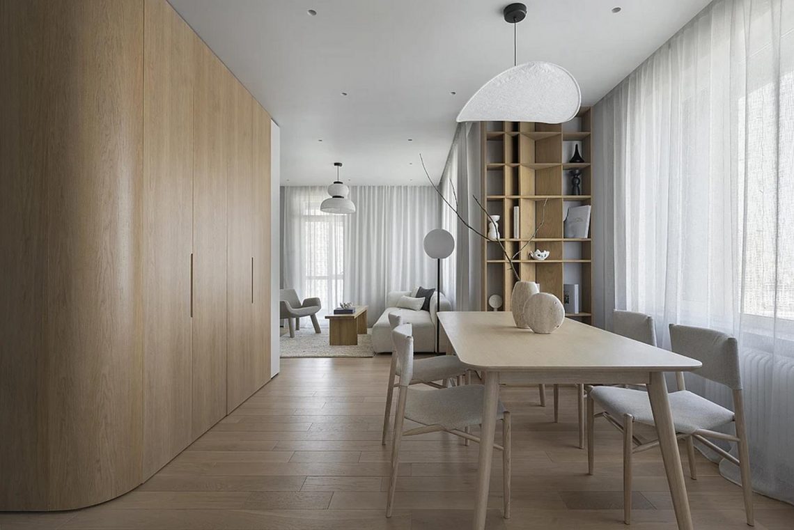 Japandi stílusra esett a fiatal pár választása - 80m2 letisztult, természetes terekkel