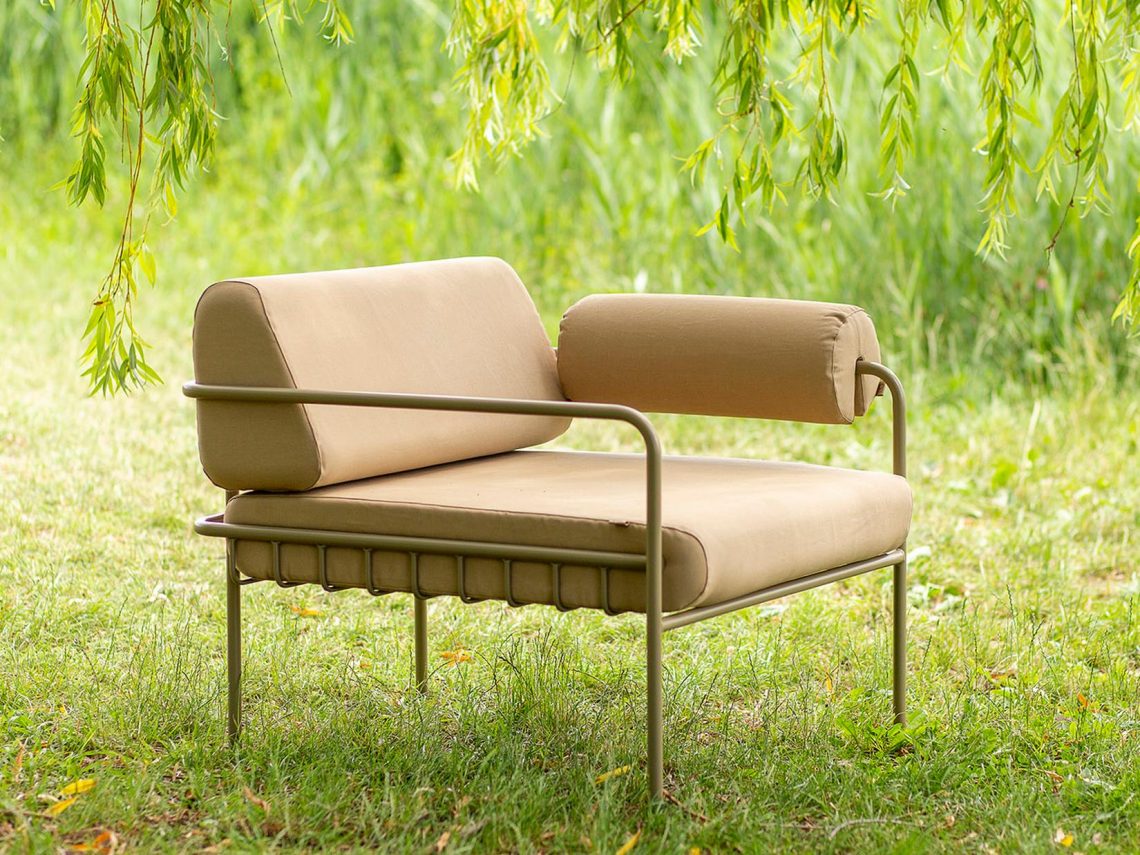 Cotangens by Sara Kele