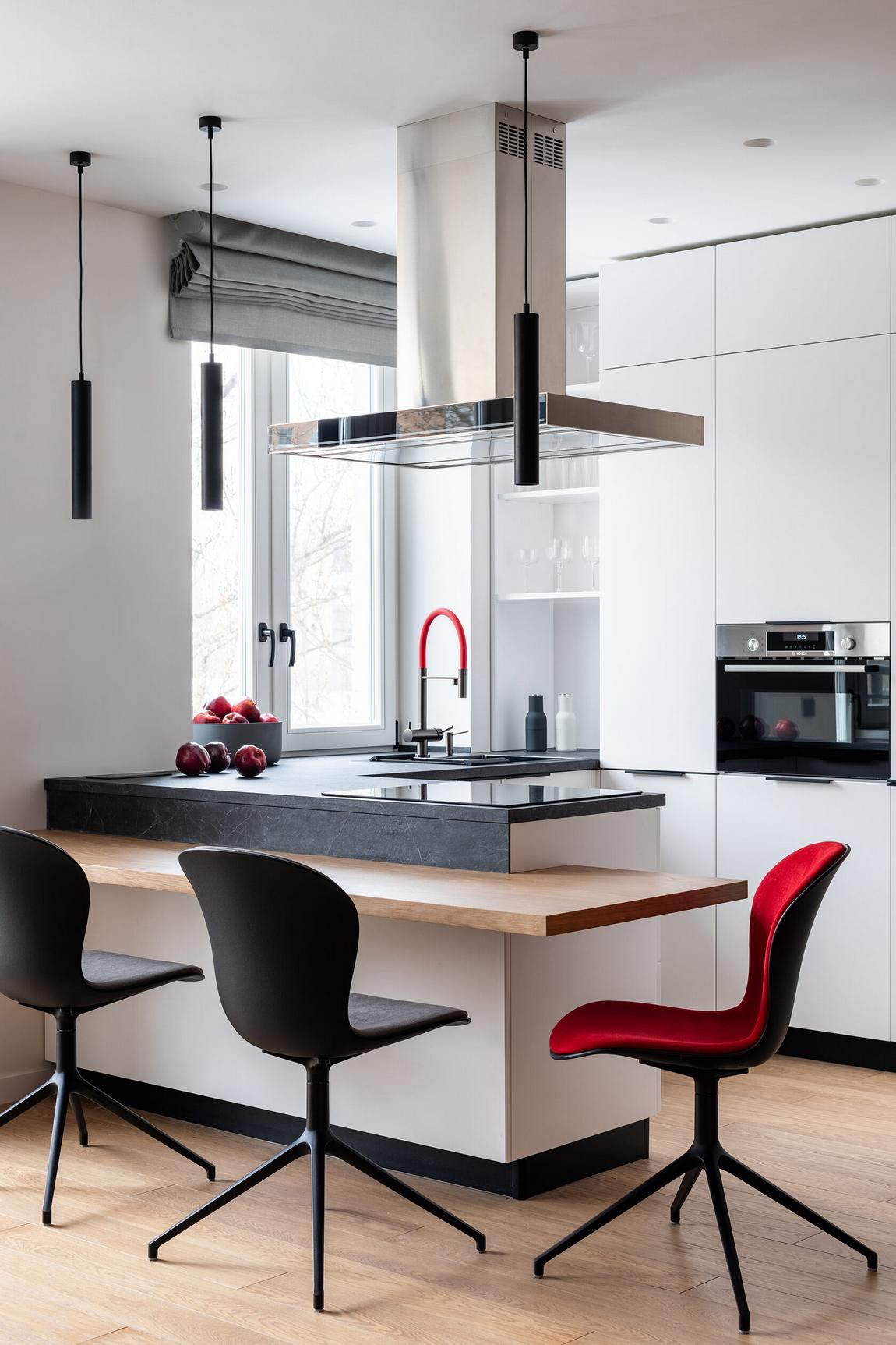 Kis lakás majdnem mint egy háromszobás otthon okos elosztásával, háromfős család 46m2-en Kis lakás majdnem mint egy háromszobás otthon okos elosztásával, háromfős család 46m2-en