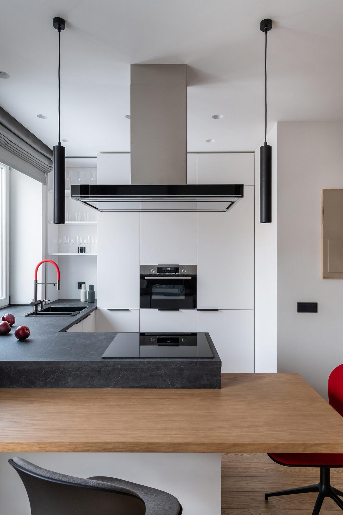 Kis lakás majdnem mint egy háromszobás otthon okos elosztásával, háromfős család 46m2-en Kis lakás majdnem mint egy háromszobás otthon okos elosztásával, háromfős család 46m2-en