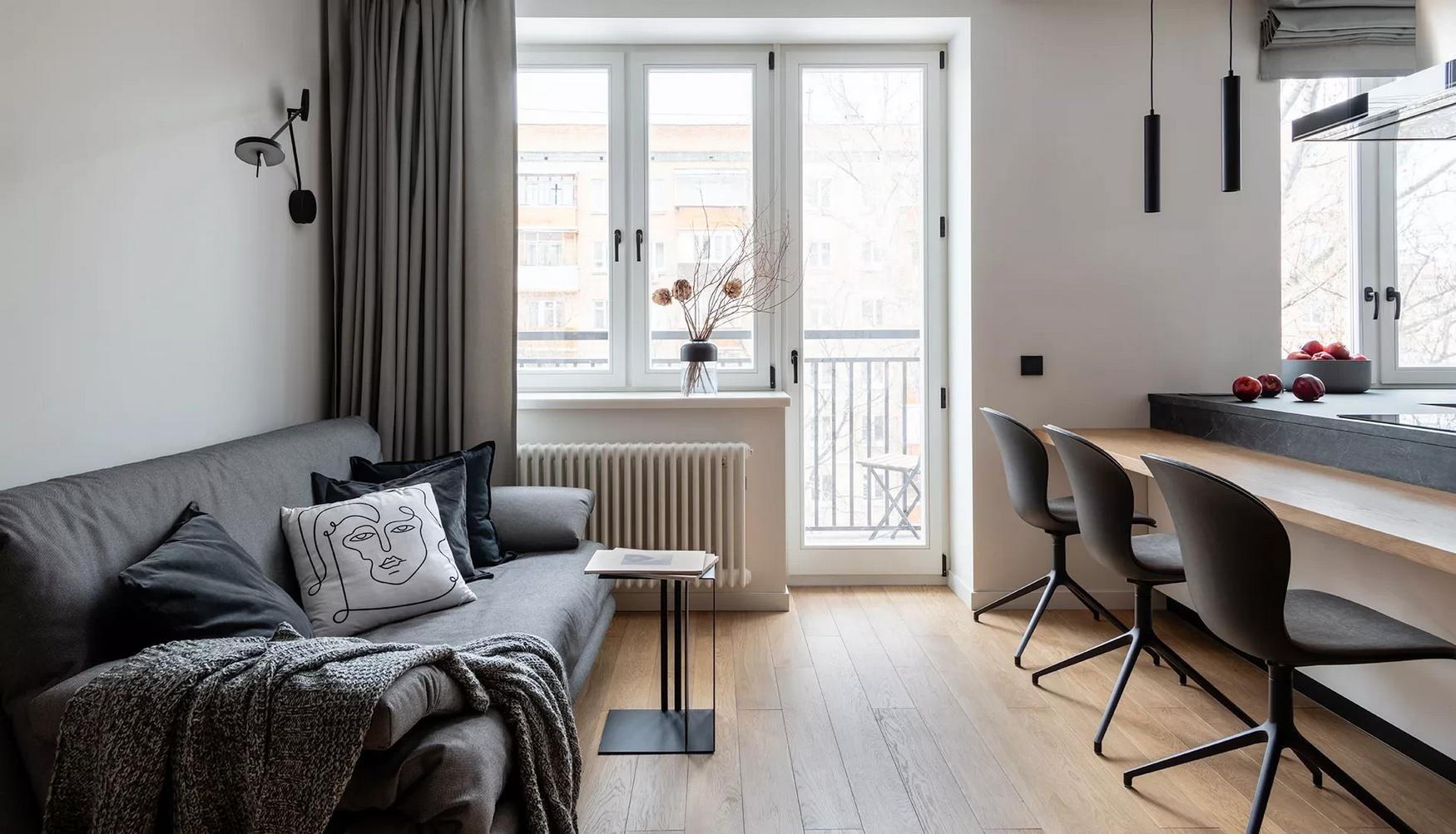 Kis lakás majdnem mint egy háromszobás otthon okos elosztásával, háromfős család 46m2-en Kis lakás majdnem mint egy háromszobás otthon okos elosztásával, háromfős család 46m2-en