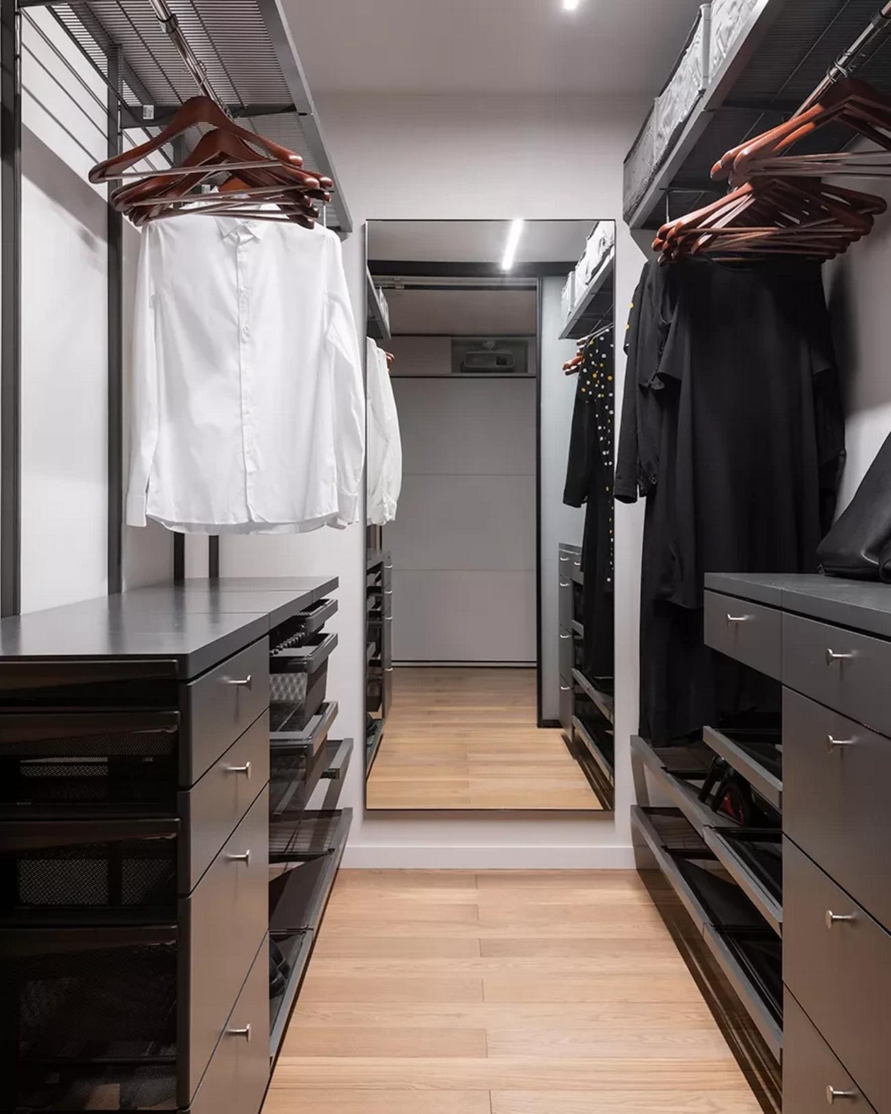 Kis lakás majdnem mint egy háromszobás otthon okos elosztásával, háromfős család 46m2-en Kis lakás majdnem mint egy háromszobás otthon okos elosztásával, háromfős család 46m2-en