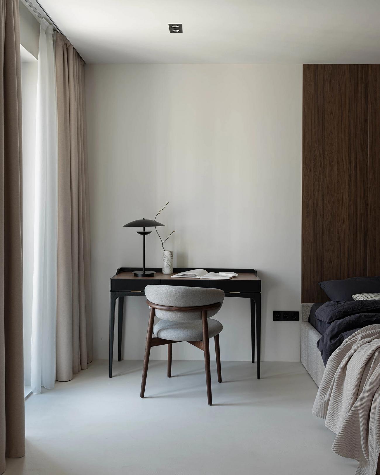 Könnyed, meleg és minimalista enteriőr Könnyed, meleg és minimalista enteriőr