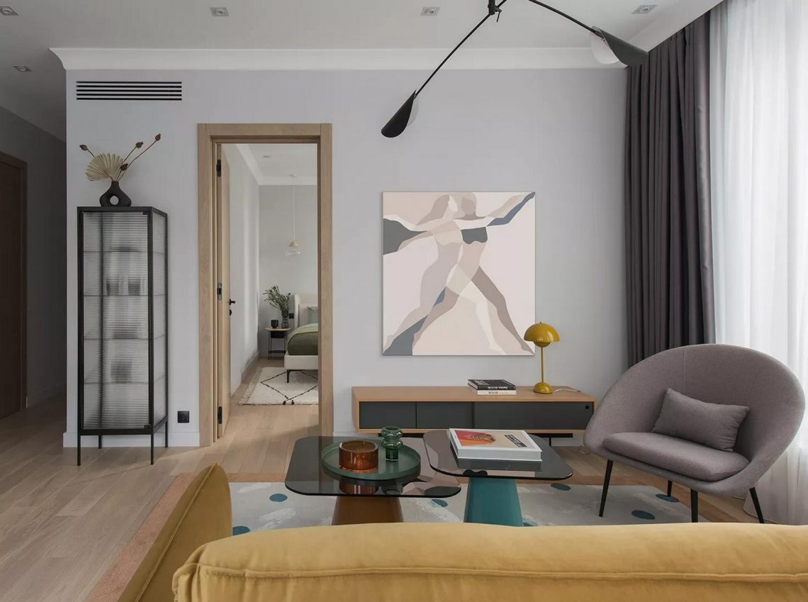 Okkersárga, eukaliptusz zöld, fehérített tölgy árnyalatok semleges szürke háttérrel