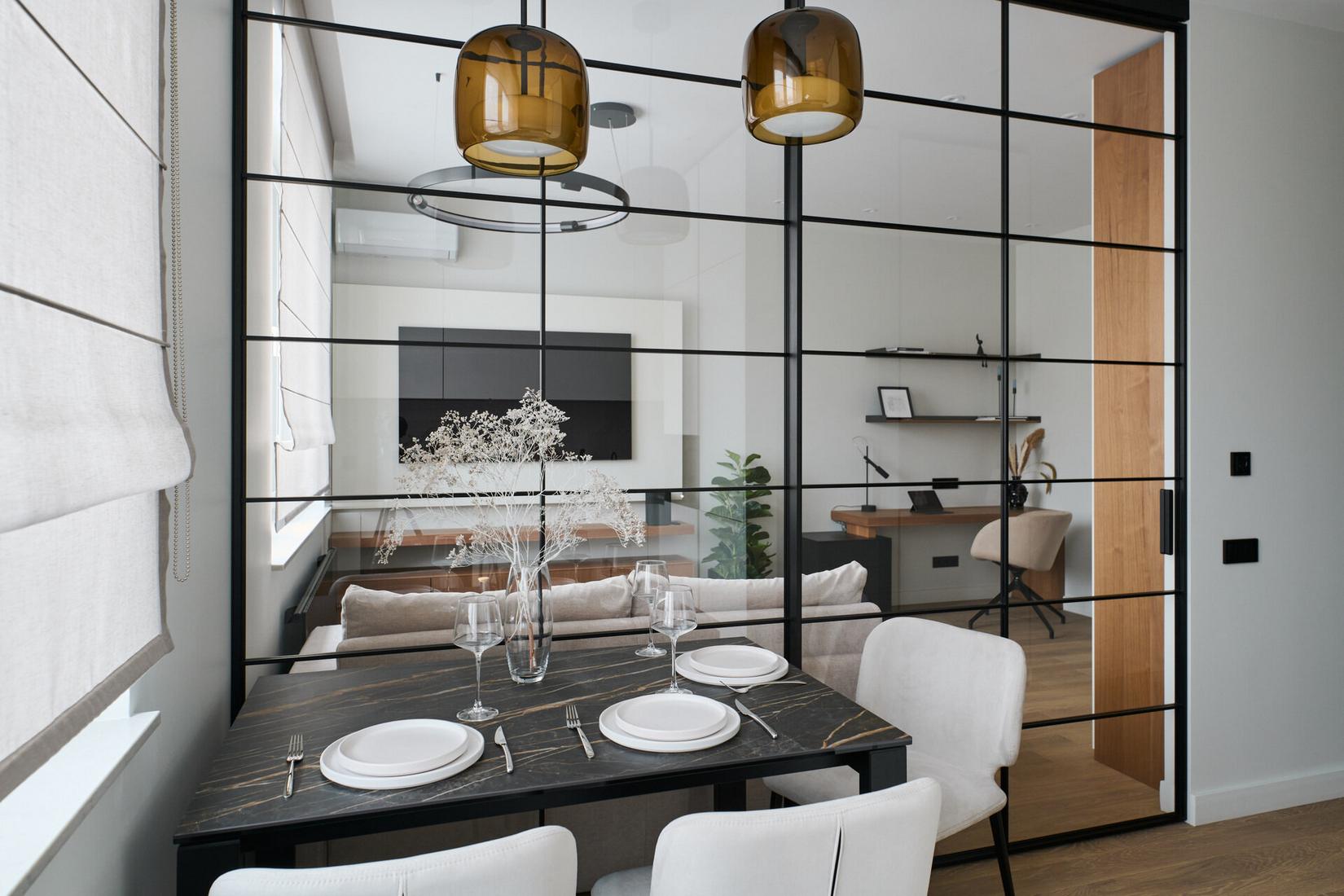 Új építésű lakás berendezése könnyed minimalista stílusban Új építésű lakás berendezése könnyed minimalista stílusban