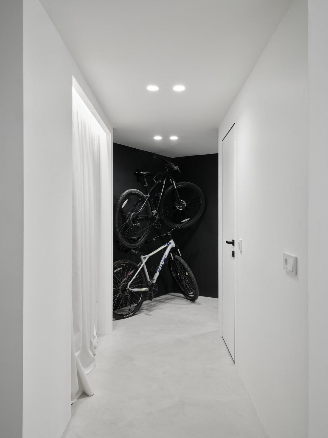 Funkcionalizmus újragondolva: fiatal építész házaspár kísérletező és minimalista otthona Funkcionalizmus újragondolva: fiatal építész házaspár kísérletező és minimalista otthona