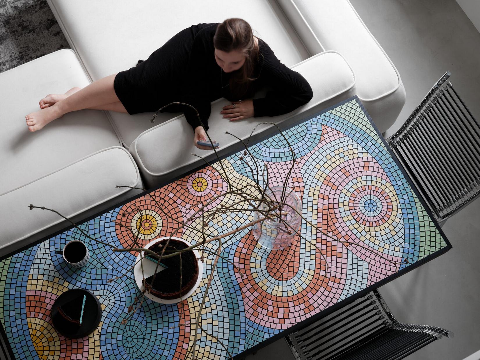 Funkcionalizmus újragondolva: fiatal építész házaspár kísérletező és minimalista otthona Funkcionalizmus újragondolva: fiatal építész házaspár kísérletező és minimalista otthona