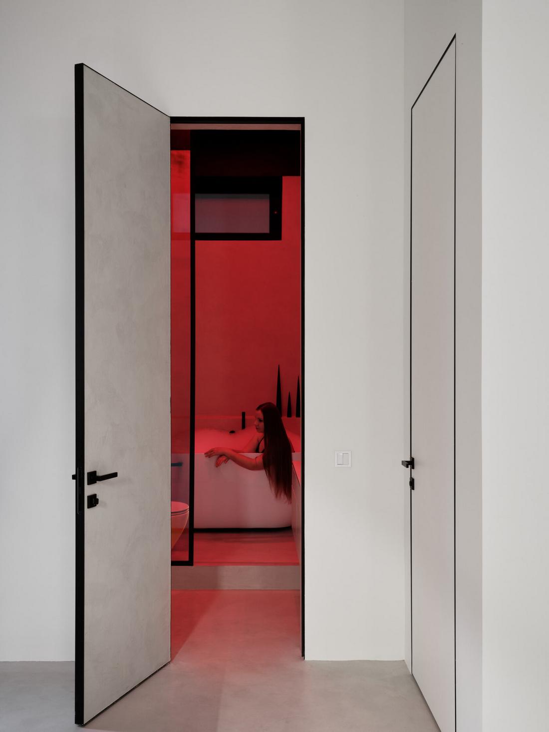 Funkcionalizmus újragondolva: fiatal építész házaspár kísérletező és minimalista otthona Funkcionalizmus újragondolva: fiatal építész házaspár kísérletező és minimalista otthona