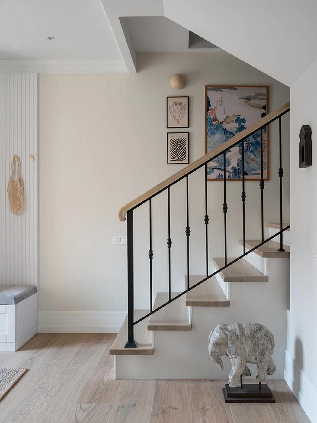 Háromszintes sorház berendezés Mallorca hangulatával, otthonos dekorációval