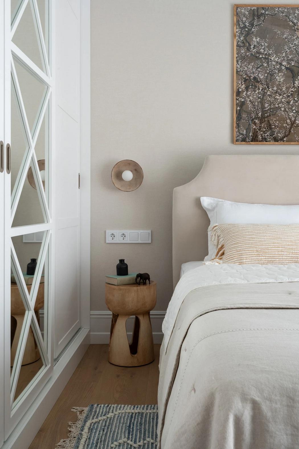 Háromszintes sorház berendezés Mallorca hangulatával, otthonos dekorációval