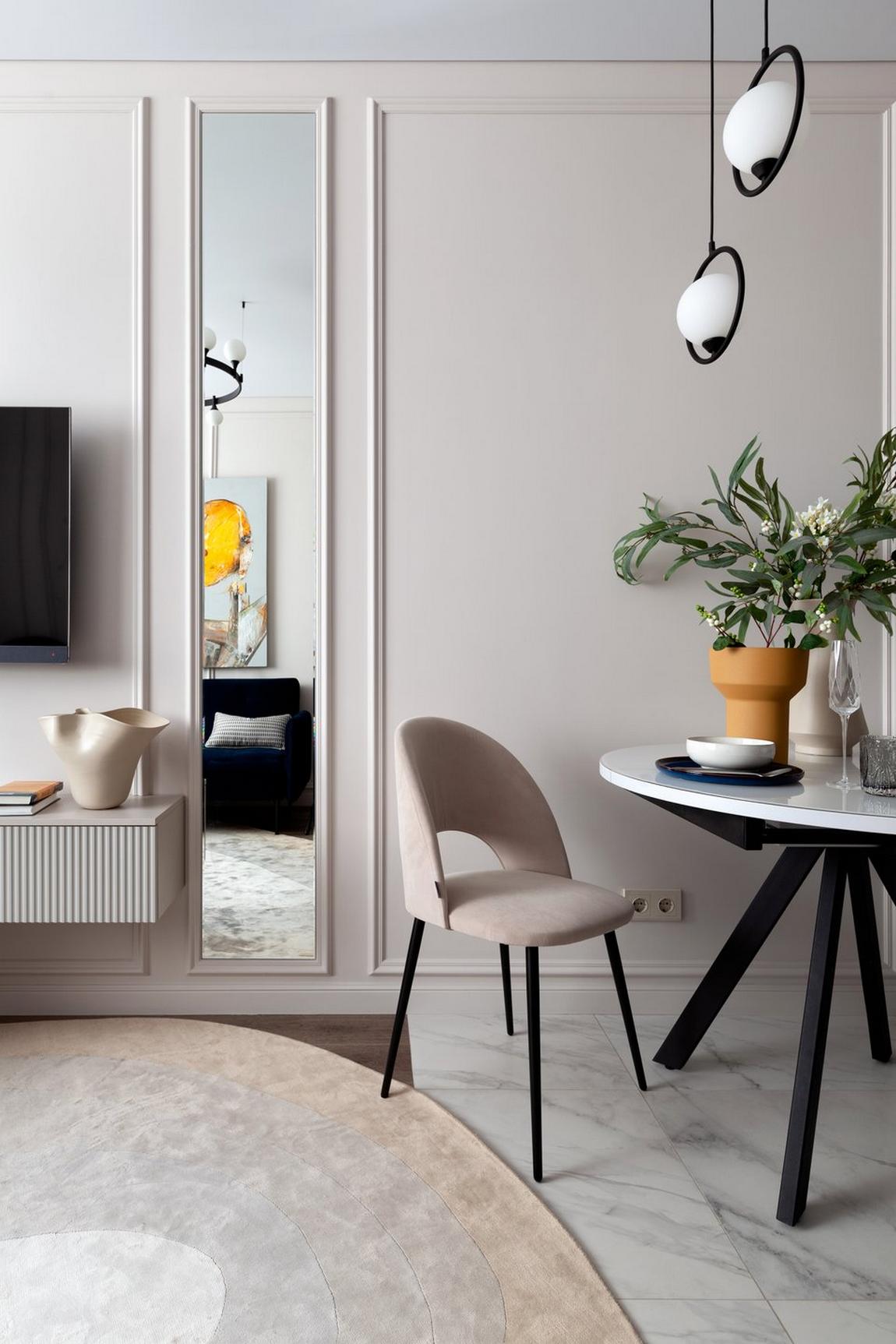 Hogyan keltett életre néhány szín egy alapvetően semleges, klasszikus enteriőrt