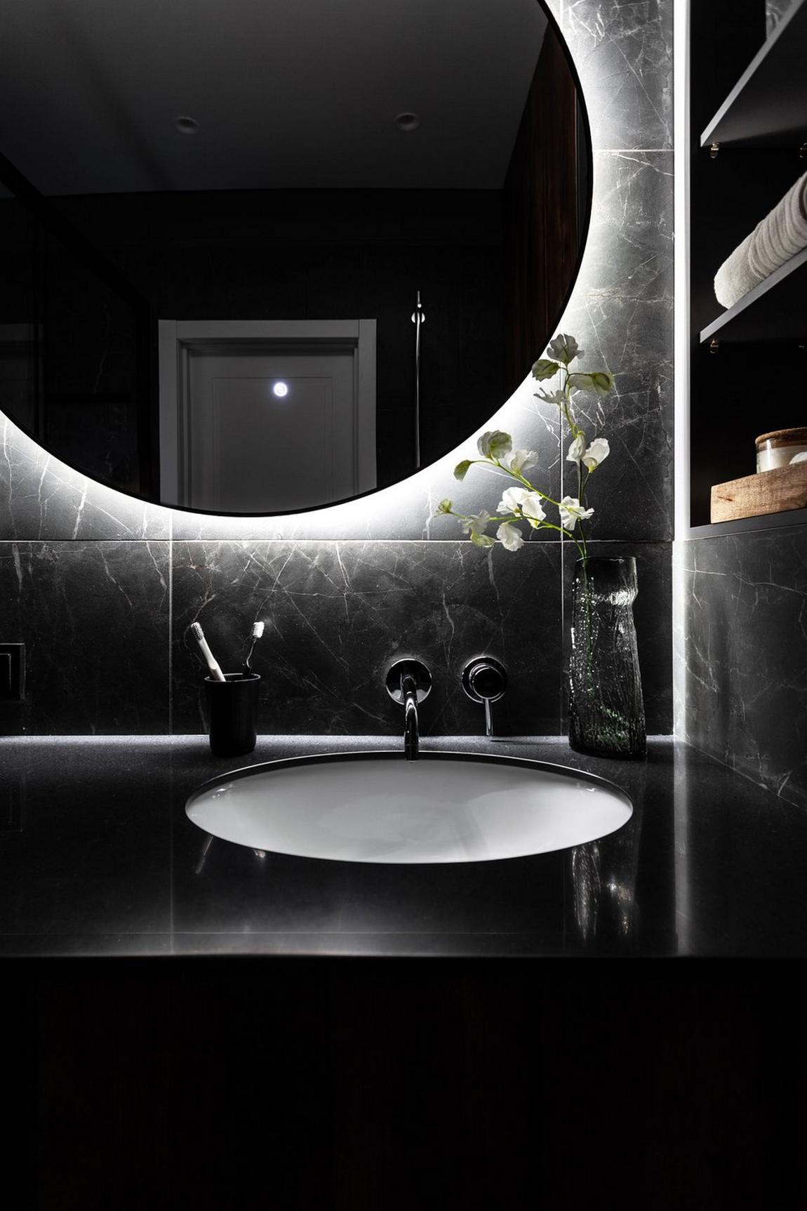 Hogyan keltett életre néhány szín egy alapvetően semleges, klasszikus enteriőrt