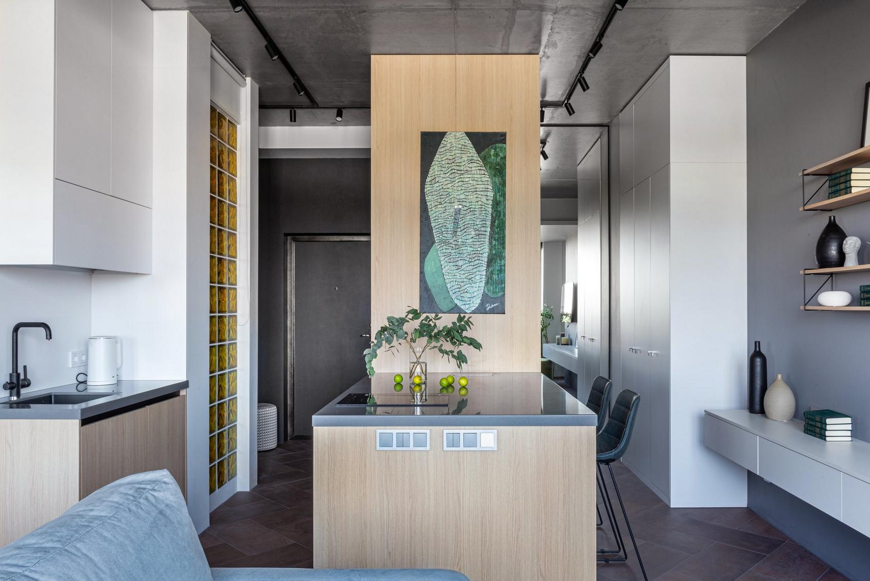 Konyha félsziget lett a lakás központja egy modern, 43m2-es lakásban