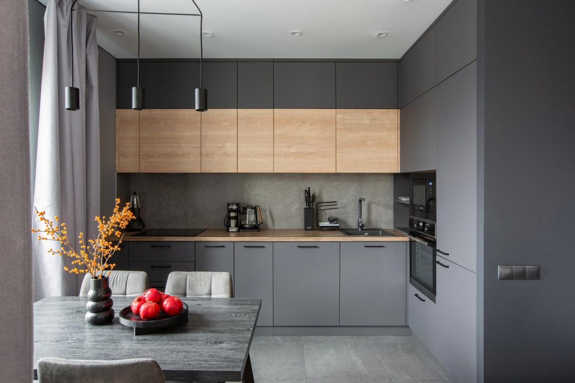 Modern lakás: izgalmas minimalizmus sötét tónusokkal 50m2-en