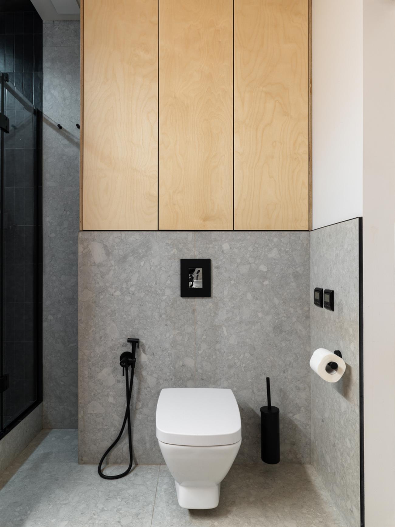 Belsőépítész házaspár otthona: nagy konyhasziget, színek, fa, kevés nyers beton Belsőépítész házaspár otthona: nagy konyhasziget, színek, fa, kevés nyers beton