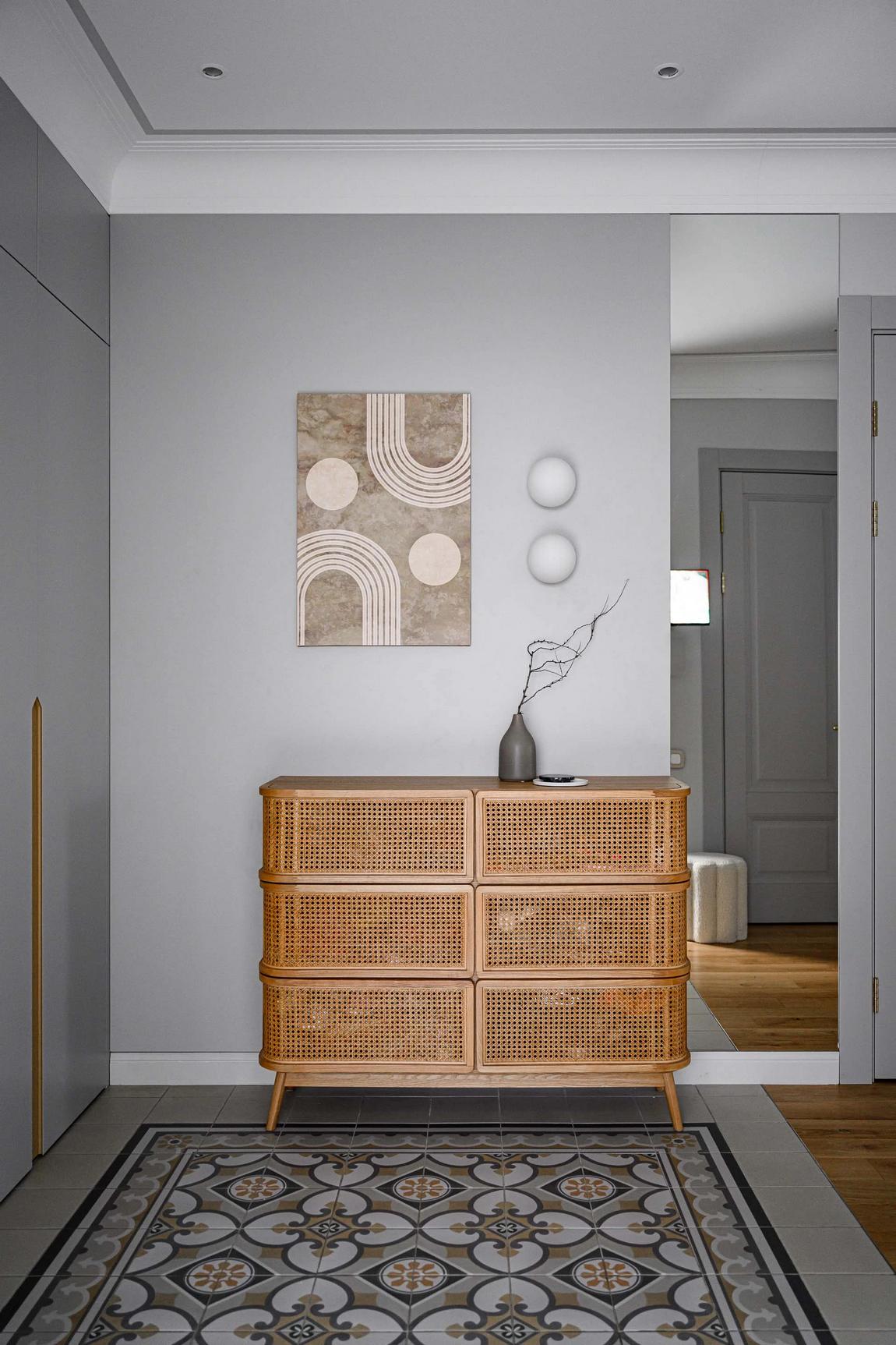 Belsőépítész otthona: elegáns, stílusos berendezés, tágasság és fény Belsőépítész otthona: elegáns, stílusos berendezés, tágasság és fény