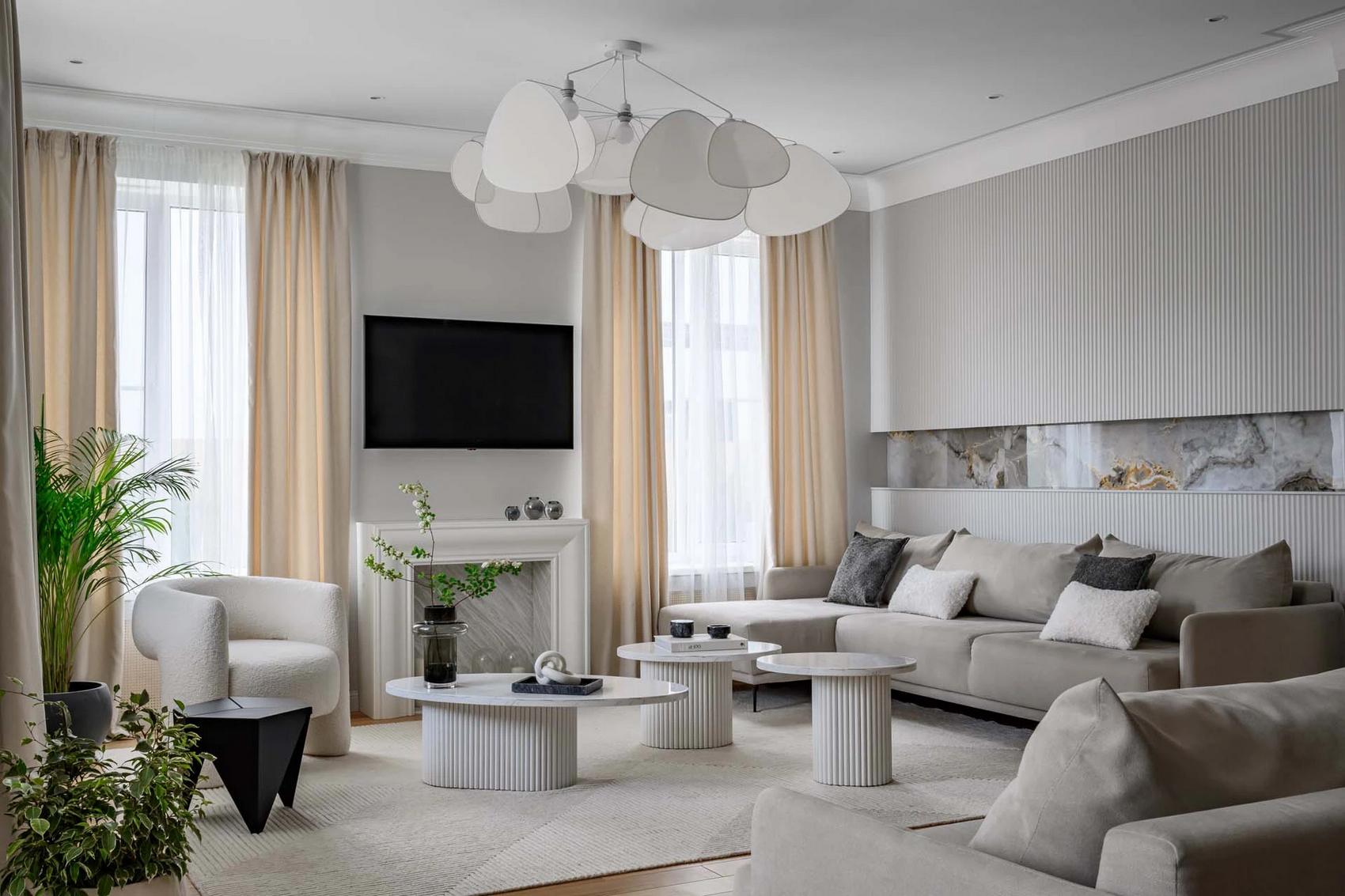 Belsőépítész otthona: elegáns, stílusos berendezés, tágasság és fény Belsőépítész otthona: elegáns, stílusos berendezés, tágasság és fény