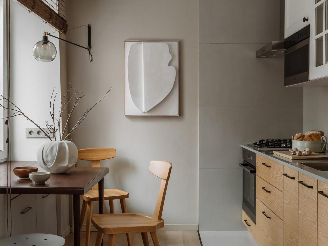 Férfi otthonos lakása: egyensúly a modern megoldások és a klasszikus jegyek között