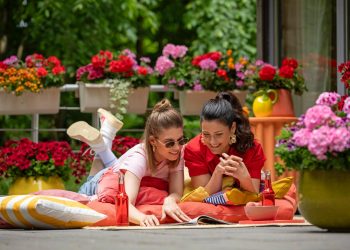 Erkély és terasz ötletek: öt trend a gondtalan szabadtéri pillanatokért