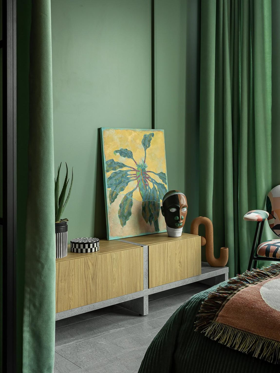 Merész színek és minták feledtetik a kis alapterületet a 32m2-es lakásban Merész színek és minták feledtetik a kis alapterületet a 32m2-es lakásban