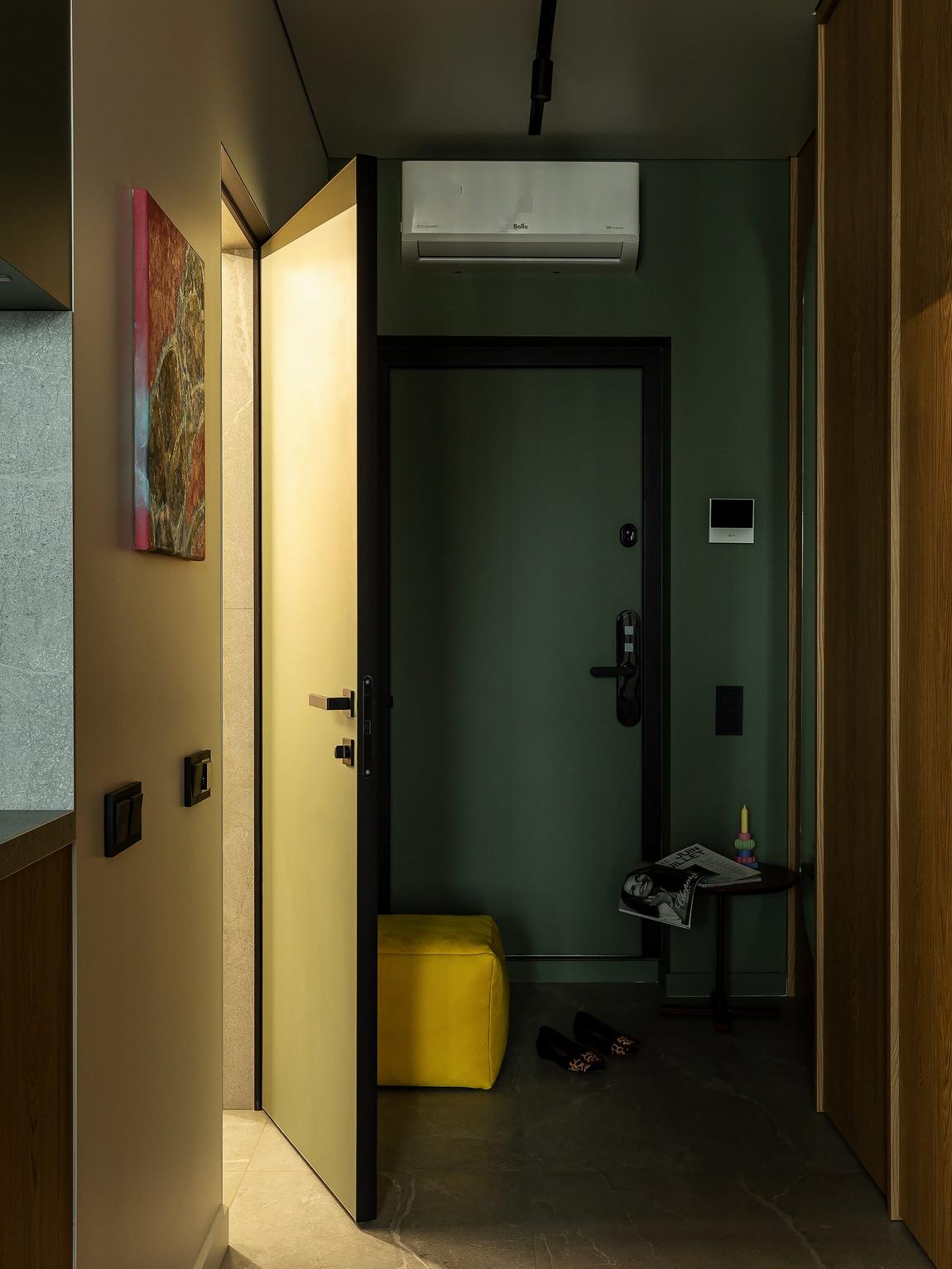 Merész színek és minták feledtetik a kis alapterületet a 32m2-es lakásban Merész színek és minták feledtetik a kis alapterületet a 32m2-es lakásban