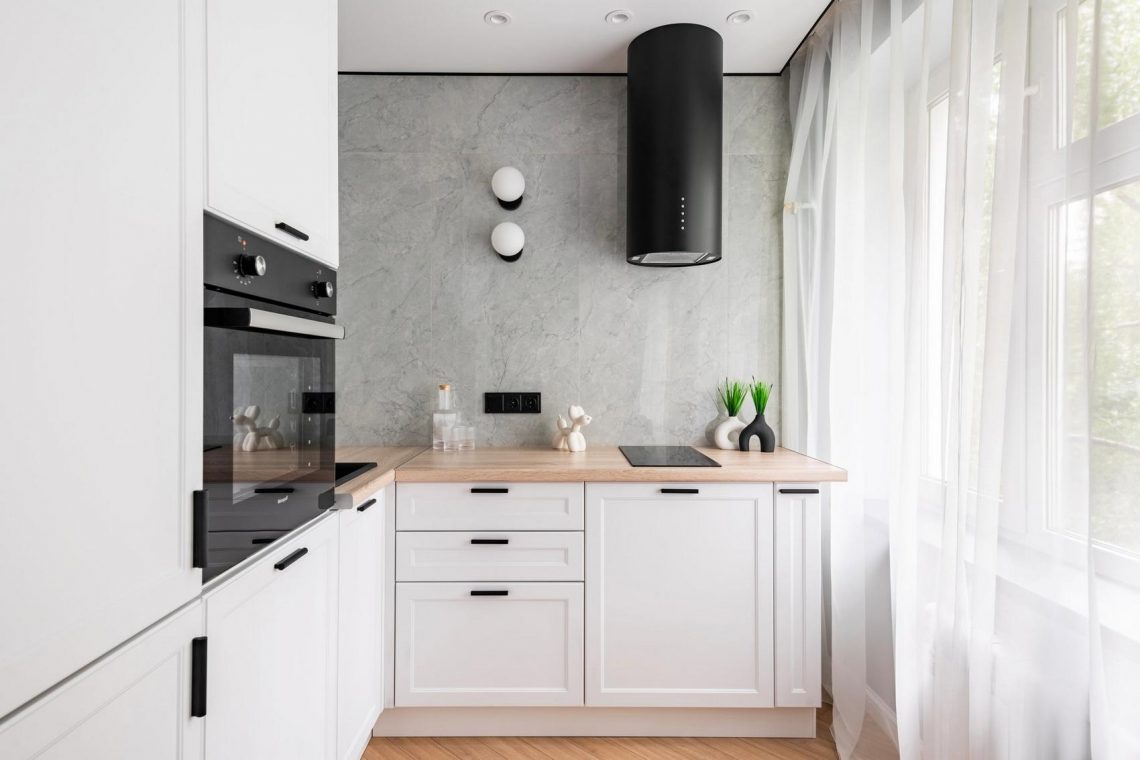 Inkább biztosra mentek a színválasztással: semleges alap, ami később kiegészítőkkel élénkíthető